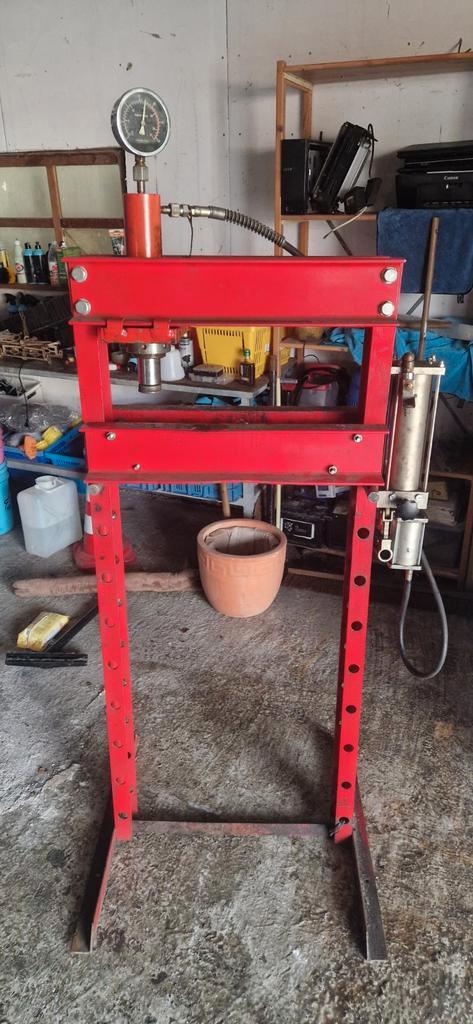 Persmachine - Werkplaatsgereedschap, Doe-het-zelf en Verbouw, Gereedschap | Overige machines, Gebruikt, Ophalen