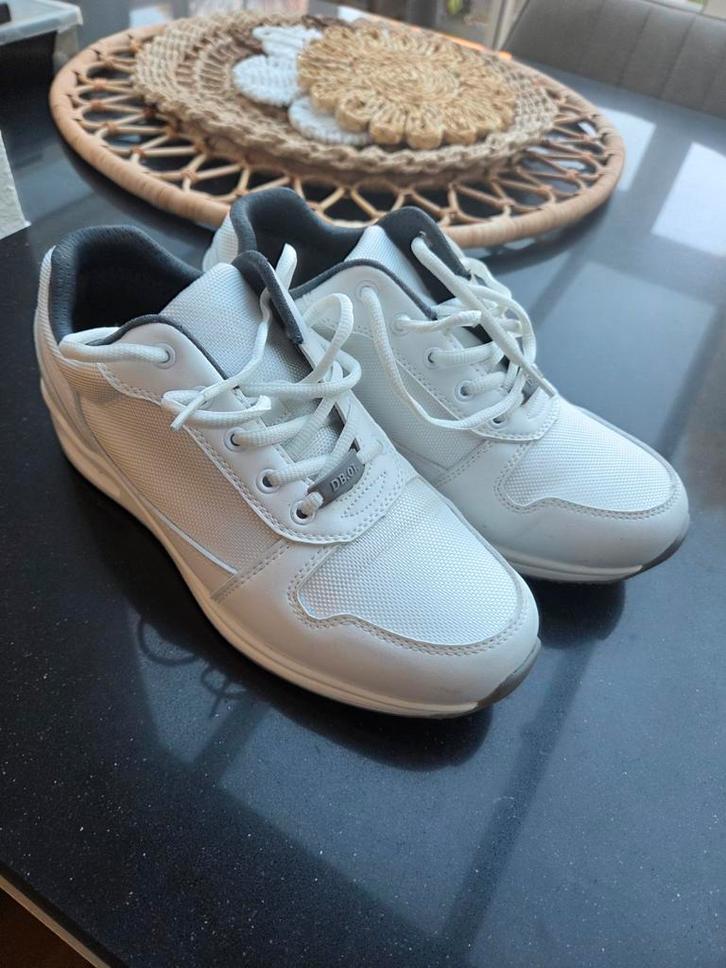 Beekman DB.01 sneakers Wit - maat 39, Kleding | Dames, Schoenen, Zo goed als nieuw, Werkschoenen, Wit, Ophalen of Verzenden