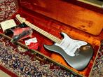 Fender 2022 Eric Clapton Signature in Pewter + Case, Ophalen of Verzenden, Zo goed als nieuw, Solid body, Fender