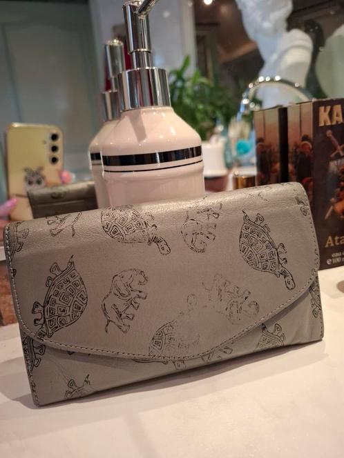 Leren portemonnee met dierenprint, Sieraden, Tassen en Uiterlijk, Portemonnees, Gebruikt, Grijs, Leer, Ophalen of Verzenden
