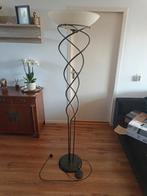 Staande lamp - Werkt goed!, Huis en Inrichting, Lampen | Vloerlampen, Ophalen, Gebruikt, Glas, Modern