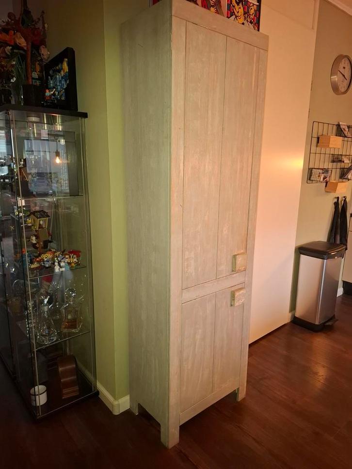Stevige Whitewash Kast, Huis en Inrichting, Kasten | Overige, Gebruikt, Ophalen