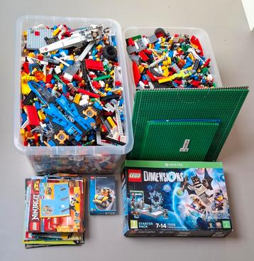 Lego bakken / 20 kilo  beschikbaar voor biedingen