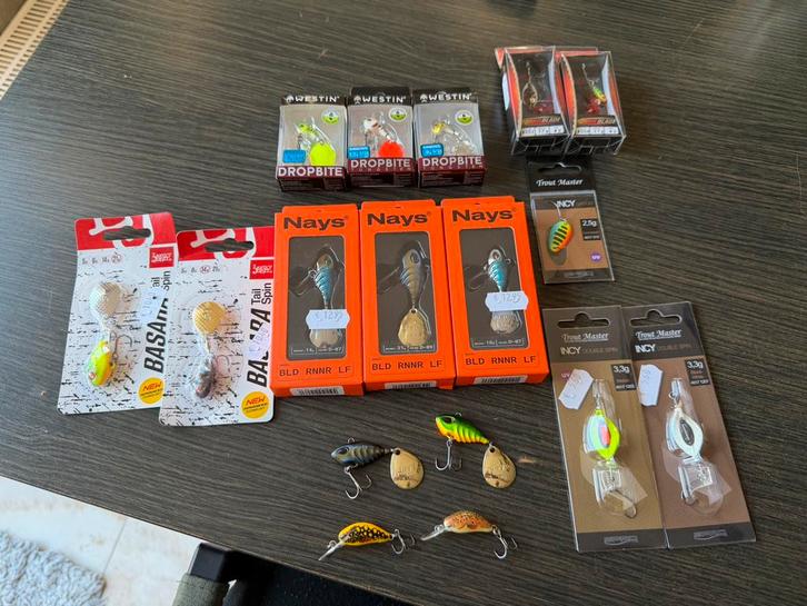 Nays bld rnnr, westin dropbite, lucky john,salmo,troutmaster, Watersport en Boten, Hengelsport | Roofvissen, Ophalen of Verzenden