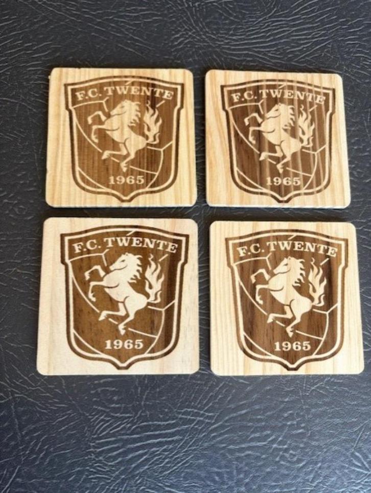 FC Twente onderzetters, Verzamelen, Sportartikelen en Voetbal, Zo goed als nieuw, F.C. Twente, Ophalen of Verzenden