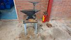 Aambeeld (50kg) op bok, Ophalen, Gebruikt
