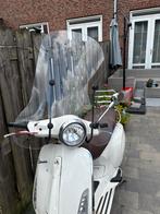 Vespa 125cc, Ophalen, Zo goed als nieuw