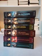 Broederband 1 tm 6, Boeken, Fantasy, Ophalen of Verzenden, Gelezen, John Flanagan