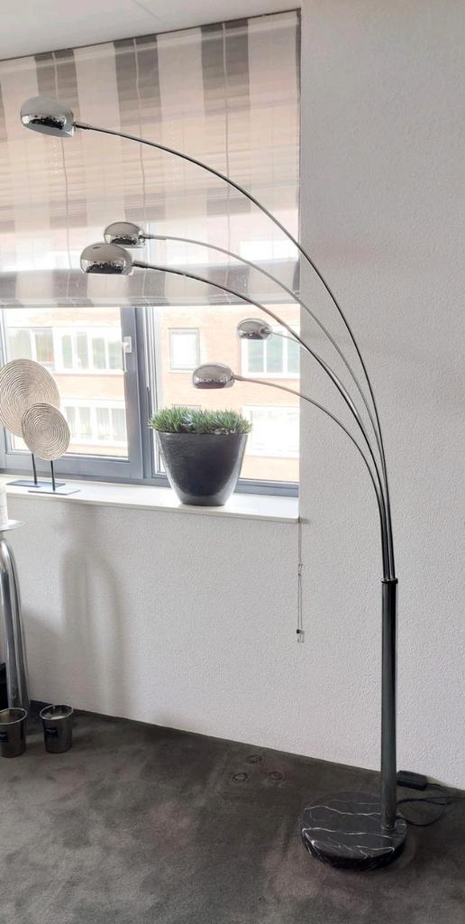 Vloerlamp vloerlampen staande lamp staandelamp moderne lamp, Huis en Inrichting, Lampen | Vloerlampen, Ophalen