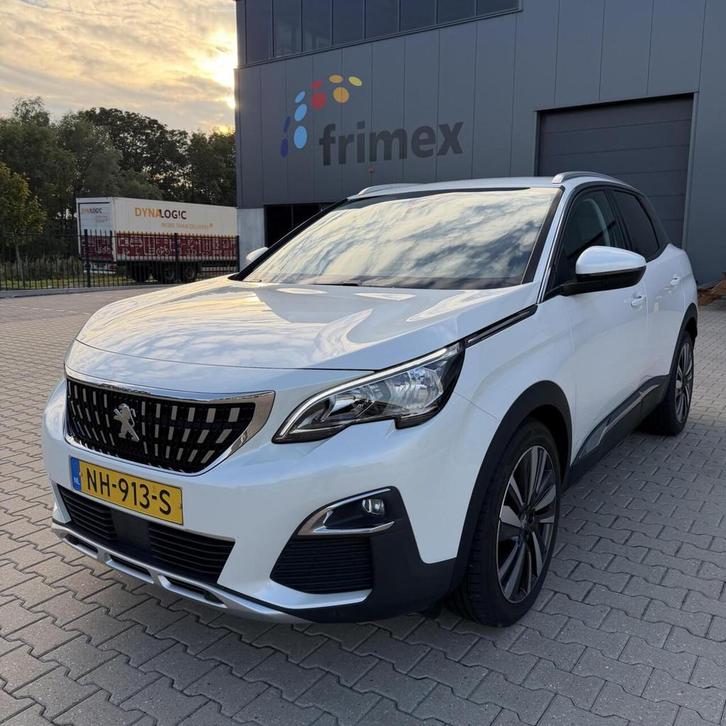 Peugeot 3008 1.2 GT Line | Camera | CarPlay | NW APK!, Auto's, Peugeot, Bedrijf, Te koop, ABS, Airbags, Airconditioning, Alarm