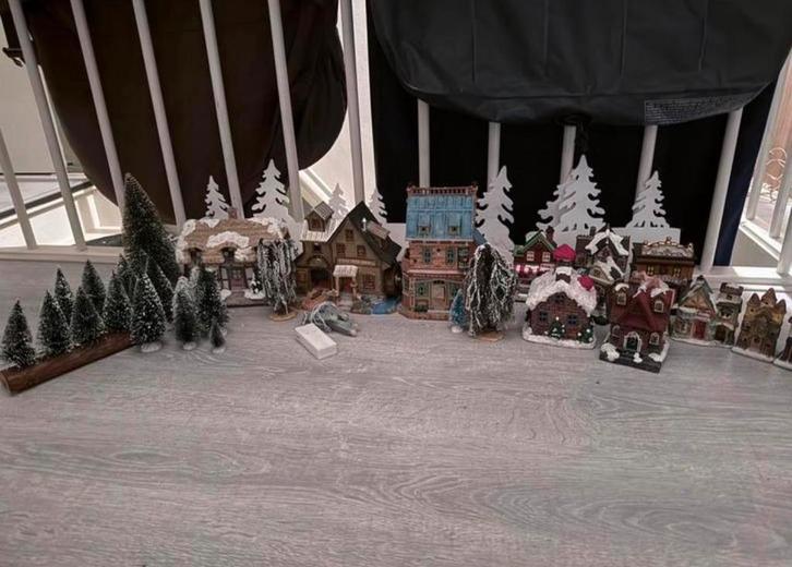 Lemax Huisjes, Diversen, Kerst, Ophalen of Verzenden