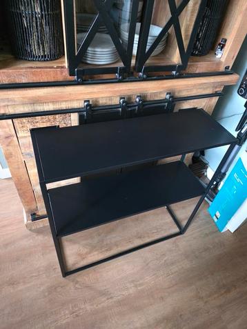 Sidetable van Jysk 80x80x26 beschikbaar voor biedingen
