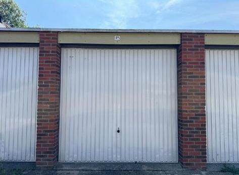 Ruime Garagebox te Koop in Almere Haven (Opslag / Garage), Auto diversen, Autostallingen en Garages