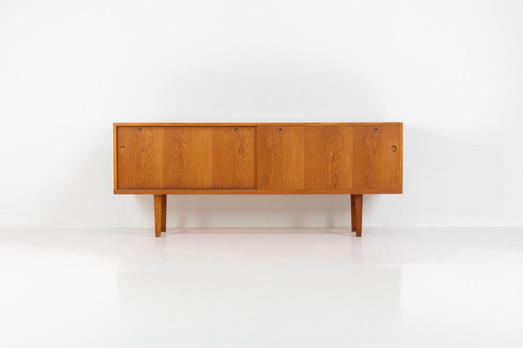 Zeldzaam RY26 vintage dressoir van Hans Wegner, Ry Møbler, Ophalen of Verzenden, Zo goed als nieuw, 25 tot 50 cm, Eikenhout