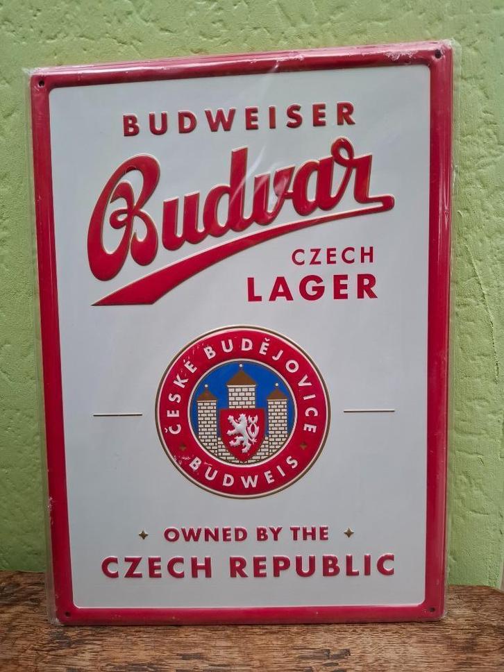 reclamebord Budweiser Budvar (nieuw in verpakking), Verzamelen, Biermerken, Nieuw, Reclamebord, Plaat of Schild, Overige merken
