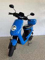 NIU M1 scooter elektrisch, Zo goed als nieuw, Elektrisch, Ophalen