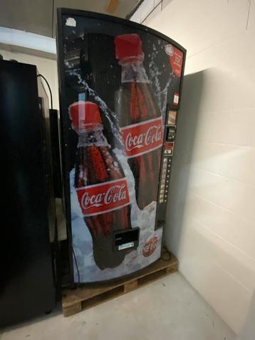 Mooie Frisdrank Automaat / Vending Automaat met Pinsysteem beschikbaar voor biedingen