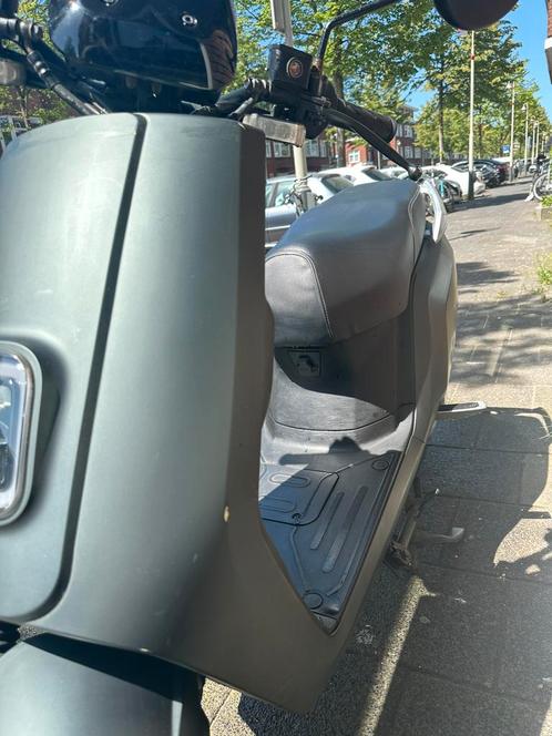 Elektrische scooter | Groene Iva S5 | Blauwe kenteken, Fietsen en Brommers, Scooters | Overige merken, Gebruikt, Elektrisch, Ophalen