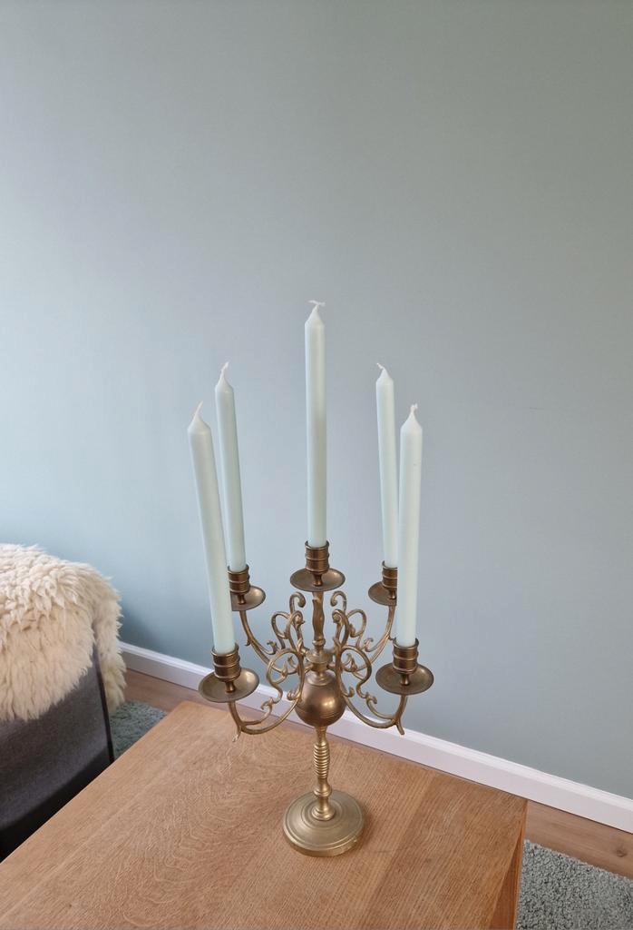 Sierlijke bronzen kandelaar | Plaatje om te zien, Antiek en Kunst, Antiek | Kandelaars, Koper of Brons, Ophalen