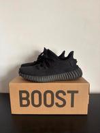 Yeezy Boost 350 v2 Onyx Maat 40 2/3, Kleding | Heren, Schoenen, Ophalen of Verzenden, Zo goed als nieuw, Zwart, Sneakers of Gympen