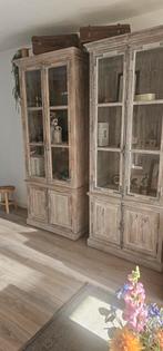 Mooie houten vitrinekasten (2 stuks), Huis en Inrichting, Kasten | Vitrinekasten, Met deur(en), Glas, 150 tot 200 cm, 25 tot 50 cm