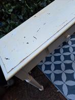 Site table  heeft een schilder beurt nodig alleen afhalen, Huis en Inrichting, Tafels | Sidetables, Ophalen, Zo goed als nieuw