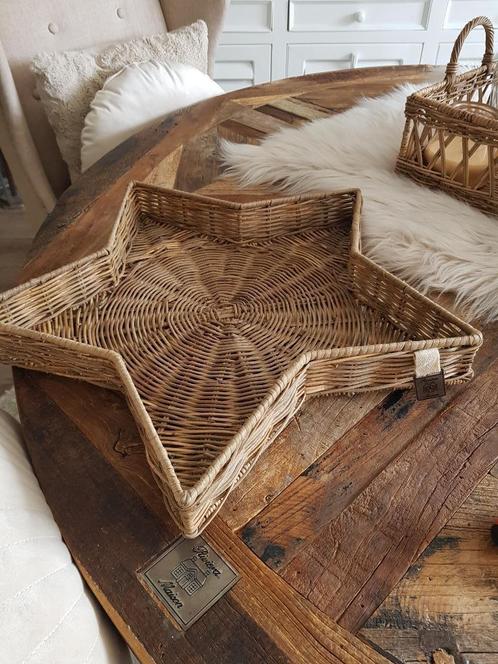 Zgan riviera maison  rattan star tray   groot, Diversen, Kerst, Ophalen of Verzenden