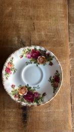 Royal albert old country roses schotel, Antiek en Kunst, Antiek | Porselein, Verzenden