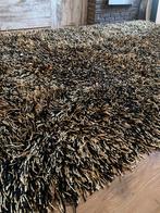 Prachtige vloerkleed 200 x 300 cm beige/zwart hoogpolig, Ophalen, Zwart, Zo goed als nieuw, 200 cm of meer