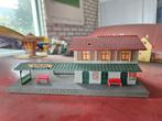 Modeltrein Ho station, Hobby en Vrije tijd, Modeltreinen | H0, Ophalen of Verzenden, Zo goed als nieuw, Gelijkstroom, Rails