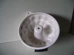 Brocante puddingvorm wit aardewerk.Diam 17cm, Ophalen of Verzenden