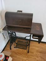 Antieke Singer Naaimachine met Tafel, Ophalen