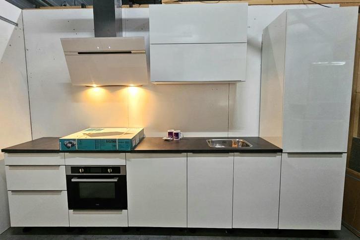 NIEUWE KELLER "GOLD LINE" Keuken 330 cm / INNOVARE KEUKENS, Huis en Inrichting, Keuken | Complete keukens, Nieuw, Enkelwandige keuken