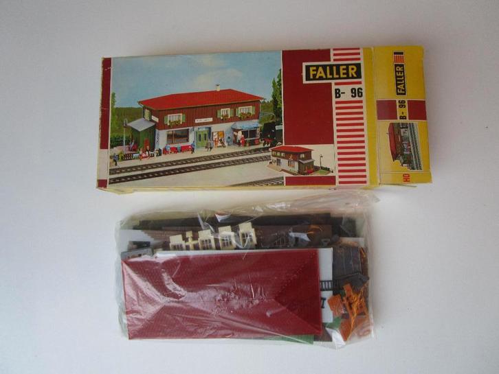 Faller B-96, Hobby en Vrije tijd, Modeltreinen | H0, Gebruikt, Brug, Tunnel of Gebouw, Gelijkstroom of Wisselstroom, Overige merken