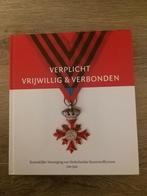 Boek knvro, Ophalen of Verzenden, Landmacht, Nederland, Embleem of Badge