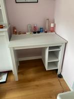 Ikea bureau brusali in goede staat., Ophalen, Zo goed als nieuw, Bureau