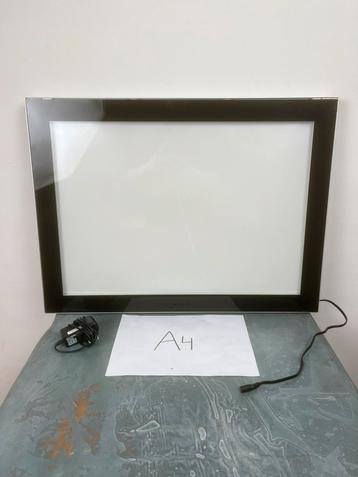 LED Dubble fotolijst A2 (61,5 44,5 cm) – Nieuw & gebruikt beschikbaar voor biedingen