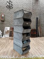 Industriële stapel bak Overtoom, Ophalen, Minder dan 50 cm, Minder dan 50 cm