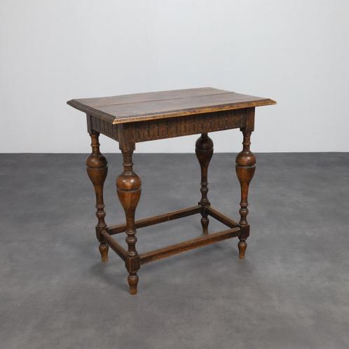 Classical Side Table, Huis en Inrichting, Tafels | Bijzettafels, Gebruikt, Rechthoekig, 60 cm of meer, Hout, Ophalen