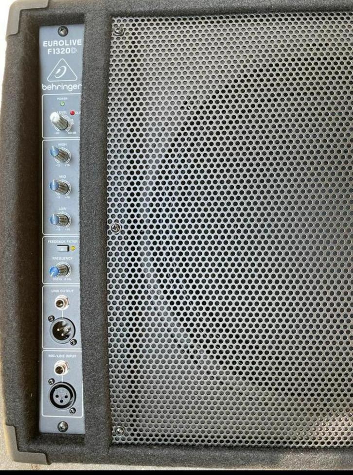 Behringer F1320D monitor, Muziek en Instrumenten, Versterkers | Keyboard, Monitor en PA, Zo goed als nieuw, Minder dan 500 watt