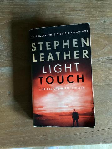 Engels boek thriller Light touch beschikbaar voor biedingen