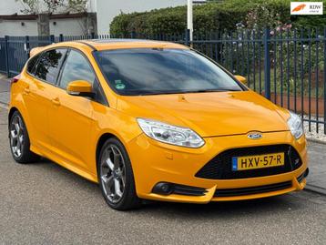 Ford FOCUS 2.0 EcoBoost ST-2 beschikbaar voor biedingen