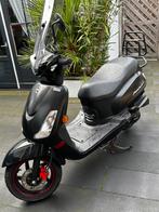 Sym fiddle, Ophalen, Zo goed als nieuw, Benzine, Fiddle