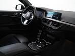 BMW 1-serie 118i M Sport Automaat | Panoramadak | Camera | Z, 12 maanden, Gebruikt, Zwart, Bedrijf