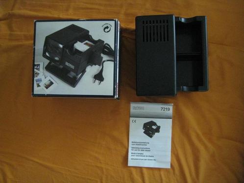 Rowi Diaprojector 7219 200V/15W, Audio, Tv en Foto, Diaprojectors, Zo goed als nieuw, Ophalen of Verzenden