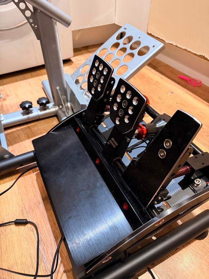 Complete Fanatec Sim Racing Kit - Klaar voor gebruik!, Computers en Software, Joysticks, Zo goed als nieuw, Ophalen