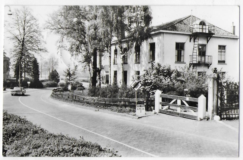 Ubbergen Jeugdherberg Overberg Oude Ansichtkaart (B3312 ), Verzamelen, Ansichtkaarten | Nederland, Ophalen of Verzenden, 1960 tot 1980