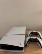 Playstation 5 Slim met 2 Controllers, Spelcomputers en Games, Spelcomputers | Sony PlayStation 5, Ophalen of Verzenden, Zo goed als nieuw