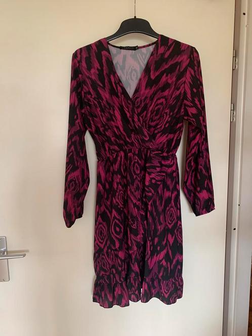 Loekay overlag print jurk nieuw, Kleding | Dames, Jurken, Nieuw, Maat 36 (S), Roze, Knielengte, Ophalen of Verzenden
