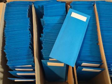 +/_ 400 stuks bestekzakjes  beschikbaar voor biedingen